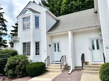 27 Church St, Weymouth, Massachusetts, 2 Bedrooms Bedrooms, 5 Rooms Rooms,1.5 BathroomsBathrooms,Residential,For Sale,Church St,73549334 27 Church St, Weymouth, Massachusetts, 2 Bedrooms Bedrooms, 5 Rooms Rooms,1.5 BathroomsBathrooms,Residential,For Sale,Church St,73549334