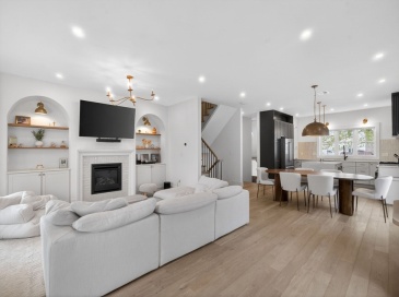17 Manning St, Medford, Massachusetts, 4 Bedrooms Bedrooms, 9 Rooms Rooms,3.5 BathroomsBathrooms,Residential,For Sale,Manning St,73549339 17 Manning St, Medford, Massachusetts, 4 Bedrooms Bedrooms, 9 Rooms Rooms,3.5 BathroomsBathrooms,Residential,For Sale,Manning St,73549339