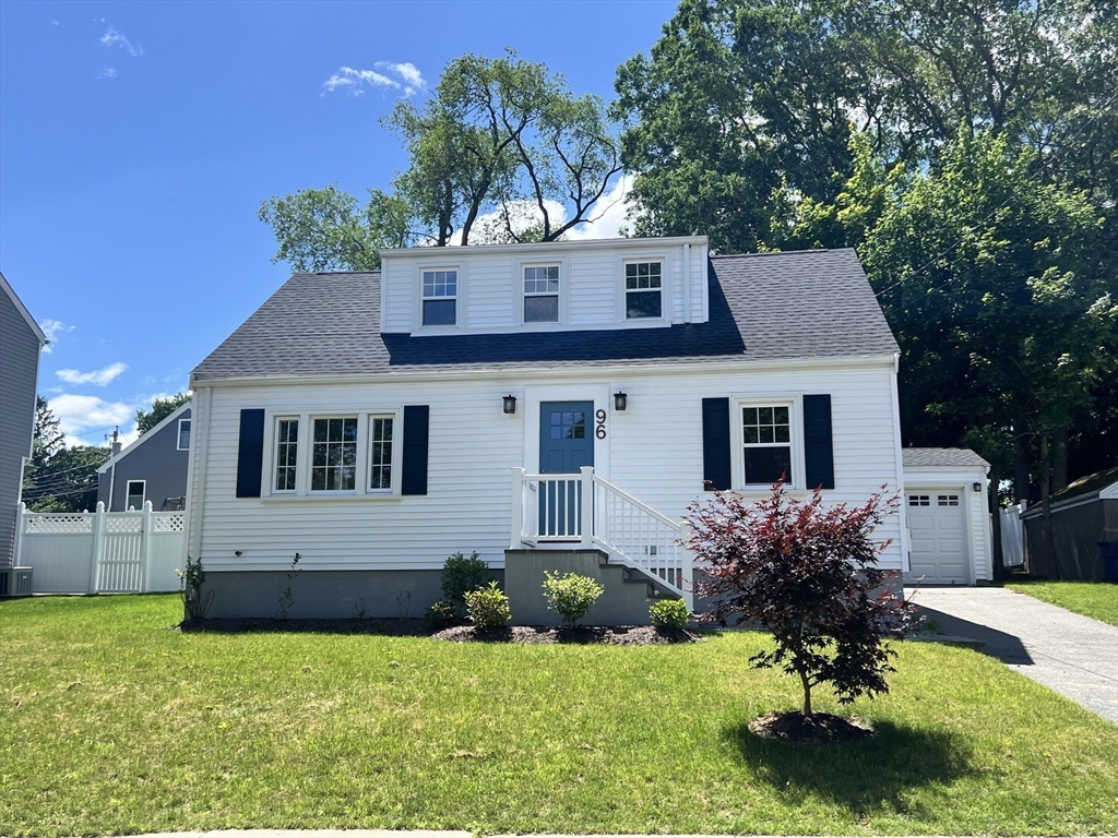 96 Buchanan Rd, Boston, Massachusetts, 4 Bedrooms Bedrooms, 8 Rooms Rooms,2 BathroomsBathrooms,Residential Lease,For Rent,Buchanan Rd,73549332