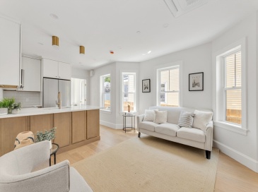 3915 Washington Street, Boston, Massachusetts, 1 Bedroom Bedrooms, 3 Rooms Rooms,1 BathroomBathrooms,Residential,For Sale,Washington Street,73549346 3915 Washington Street, Boston, Massachusetts, 1 Bedroom Bedrooms, 3 Rooms Rooms,1 BathroomBathrooms,Residential,For Sale,Washington Street,73549346