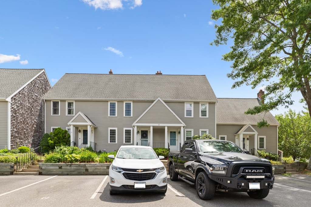 474 Twin Lakes Dr, Halifax, Massachusetts, 2 Bedrooms Bedrooms, 5 Rooms Rooms,1.5 BathroomsBathrooms,Residential,For Sale,Twin Lakes Dr,73549279