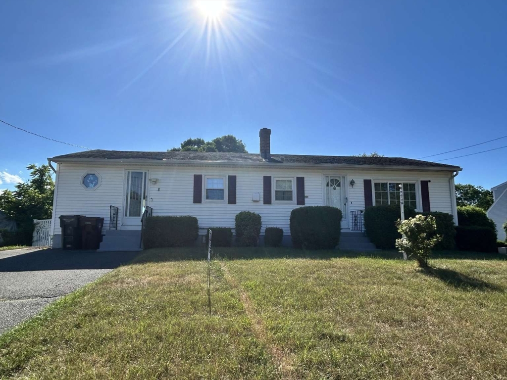 8 Patterson, Westfield, Massachusetts, 3 Bedrooms Bedrooms, 6 Rooms Rooms,1 BathroomBathrooms,Residential,For Sale,Patterson,73549057