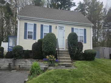 7 Tynan Ave, Taunton, Massachusetts, 3 Bedrooms Bedrooms, 7 Rooms Rooms,1.5 BathroomsBathrooms,Residential,For Sale,Tynan Ave,73549167