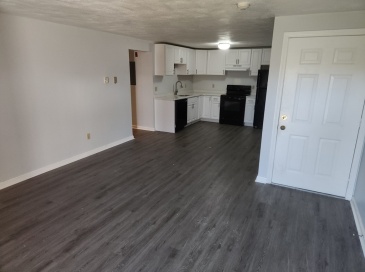 448 Mount Hope St, North Attleboro, Massachusetts, 1 Bedroom Bedrooms, 3 Rooms Rooms,1 BathroomBathrooms,Residential Lease,For Rent,Mount Hope St,73549198