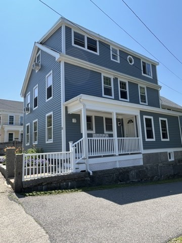 4 Pleasant Street, Rockport, Massachusetts, 1 Bedroom Bedrooms, 3 Rooms Rooms,1 BathroomBathrooms,Residential Lease,For Rent,Pleasant Street,73549223