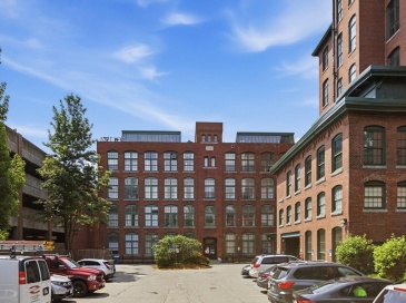 200 Market, Lowell, Massachusetts, 2 Bedrooms Bedrooms, 5 Rooms Rooms,1.5 BathroomsBathrooms,Residential,For Sale,Market,73549228 200 Market, Lowell, Massachusetts, 2 Bedrooms Bedrooms, 5 Rooms Rooms,1.5 BathroomsBathrooms,Residential,For Sale,Market,73549228