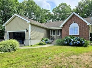 141 South St, Randolph, Massachusetts, 4 Bedrooms Bedrooms, 6 Rooms Rooms,3 BathroomsBathrooms,Residential Lease,For Rent,South St,73549241 141 South St, Randolph, Massachusetts, 4 Bedrooms Bedrooms, 6 Rooms Rooms,3 BathroomsBathrooms,Residential Lease,For Rent,South St,73549241