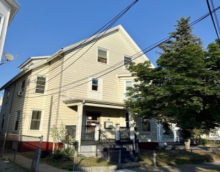 56 Orchard St, Lynn, Massachusetts, 8 Bedrooms Bedrooms, 14 Rooms Rooms,3 BathroomsBathrooms,Residential Income,For Sale,Orchard St,73543356
