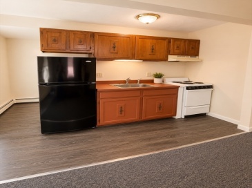8 Exchange Ct, Waltham, Massachusetts, 2 Rooms Rooms,1 BathroomBathrooms,Residential Lease,For Rent,Exchange Ct,73548927 8 Exchange Ct, Waltham, Massachusetts, 2 Rooms Rooms,1 BathroomBathrooms,Residential Lease,For Rent,Exchange Ct,73548927