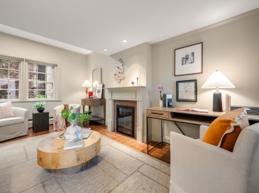 21 Walnut, Boston, Massachusetts, 2 Bedrooms Bedrooms, 5 Rooms Rooms,2 BathroomsBathrooms,Residential,For Sale,Walnut,73549276 21 Walnut, Boston, Massachusetts, 2 Bedrooms Bedrooms, 5 Rooms Rooms,2 BathroomsBathrooms,Residential,For Sale,Walnut,73549276