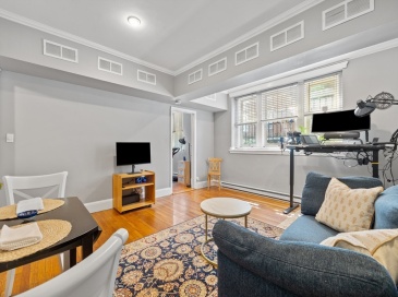 97 Chester St, Boston, Massachusetts, 1 Bedroom Bedrooms, 3 Rooms Rooms,1 BathroomBathrooms,Residential,For Sale,Chester St,73549281 97 Chester St, Boston, Massachusetts, 1 Bedroom Bedrooms, 3 Rooms Rooms,1 BathroomBathrooms,Residential,For Sale,Chester St,73549281