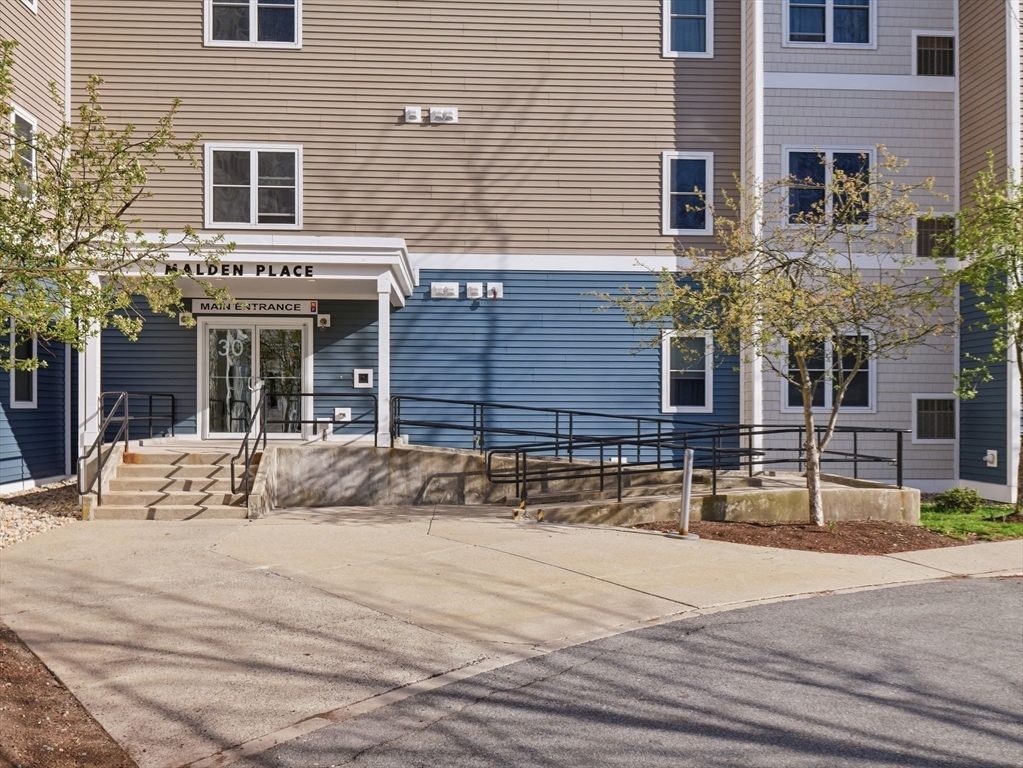 30 Franklin St, Malden, Massachusetts, 1 Bedroom Bedrooms, 4 Rooms Rooms,1 BathroomBathrooms,Residential,For Sale,Franklin St,73508196