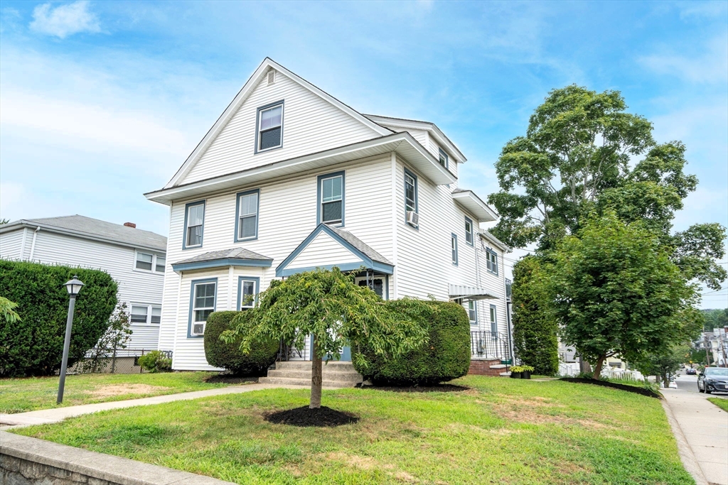 289 Waverley Avenue, Watertown, Massachusetts, 3 Bedrooms Bedrooms, 9 Rooms Rooms,2 BathroomsBathrooms,Residential,For Sale,Waverley Avenue,73491620