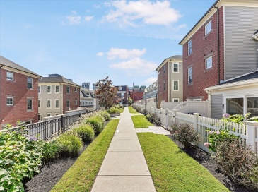 55 Chelsea St., Boston, Massachusetts, 3 Bedrooms Bedrooms, 6 Rooms Rooms,2.5 BathroomsBathrooms,Residential Lease,For Rent,Chelsea St.,73542687