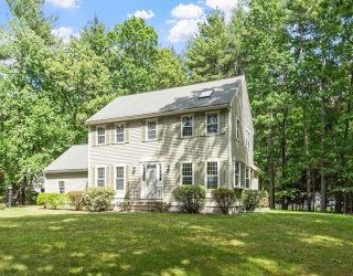59 Old Lowell Rd, Westford, Massachusetts, 4 Bedrooms Bedrooms, 8 Rooms Rooms,2.5 BathroomsBathrooms,Residential,For Sale,Old Lowell Rd,73528331