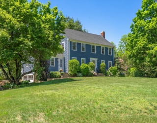 2 Russett Hill Road, Sherborn, Massachusetts, 4 Bedrooms Bedrooms, 9 Rooms Rooms,2.5 BathroomsBathrooms,Residential,For Sale,Russett Hill Road,73530633