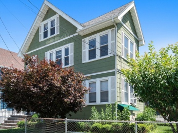 48 Chandler St, Arlington, Massachusetts, 3 Bedrooms Bedrooms, 6 Rooms Rooms,2 BathroomsBathrooms,Residential Lease,For Rent,Chandler St,73546564