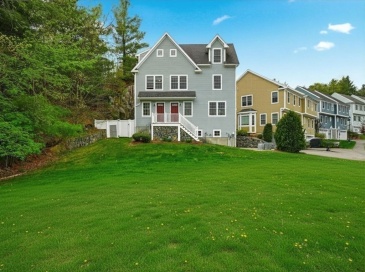 2B Gates Lane, Wakefield, Massachusetts, 2 Bedrooms Bedrooms, 5 Rooms Rooms,2.5 BathroomsBathrooms,Residential,For Sale,Gates Lane,73518397 2B Gates Lane, Wakefield, Massachusetts, 2 Bedrooms Bedrooms, 5 Rooms Rooms,2.5 BathroomsBathrooms,Residential,For Sale,Gates Lane,73518397