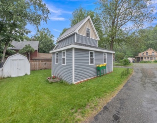 21 Myrtle Ave, Sterling, Massachusetts, 2 Bedrooms Bedrooms, 4 Rooms Rooms,1 BathroomBathrooms,Residential,For Sale,Myrtle Ave,73481954
