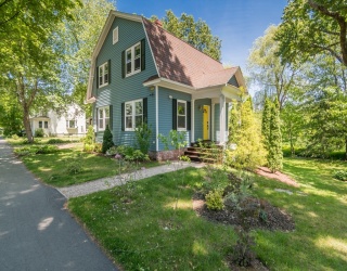 138 North Main, Deerfield, Massachusetts, 3 Bedrooms Bedrooms, 6 Rooms Rooms,1.5 BathroomsBathrooms,Residential,For Sale,North Main,73533892