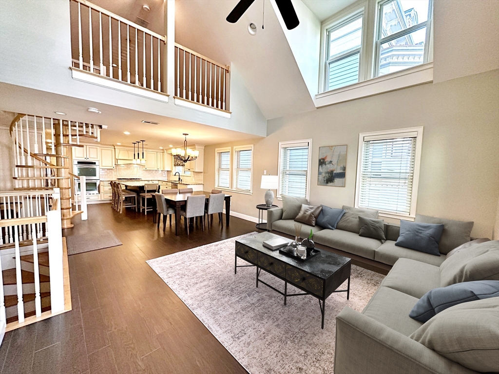 25 Princeton St, Boston, Massachusetts, 2 Bedrooms Bedrooms, 6 Rooms Rooms,2 BathroomsBathrooms,Residential Lease,For Rent,Princeton St,73549379