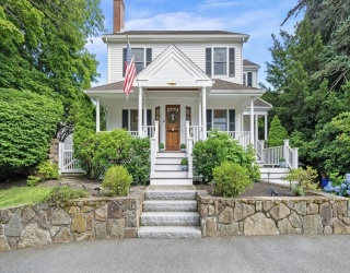 30 Longview Drive, Marblehead, Massachusetts, 3 Bedrooms Bedrooms, 6 Rooms Rooms,2.5 BathroomsBathrooms,Residential,For Sale,Longview Drive,73549392