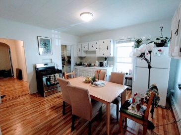 12 Hardwick St, Cambridge, Massachusetts, 2 Bedrooms Bedrooms, 3 Rooms Rooms,1 BathroomBathrooms,Residential Lease,For Rent,Hardwick St,73549408 12 Hardwick St, Cambridge, Massachusetts, 2 Bedrooms Bedrooms, 3 Rooms Rooms,1 BathroomBathrooms,Residential Lease,For Rent,Hardwick St,73549408
