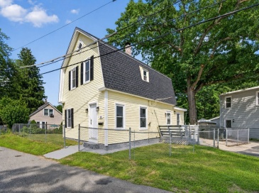 55 Grant St, Dracut, Massachusetts, 3 Bedrooms Bedrooms, 6 Rooms Rooms,1 BathroomBathrooms,Residential,For Sale,Grant St,73549411 55 Grant St, Dracut, Massachusetts, 3 Bedrooms Bedrooms, 6 Rooms Rooms,1 BathroomBathrooms,Residential,For Sale,Grant St,73549411