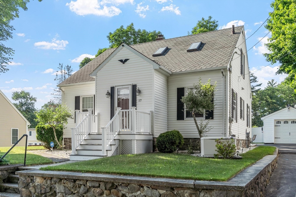 17 Tedesco Rd, Methuen, Massachusetts, 3 Bedrooms Bedrooms, 7 Rooms Rooms,1 BathroomBathrooms,Residential,For Sale,Tedesco Rd,73536727