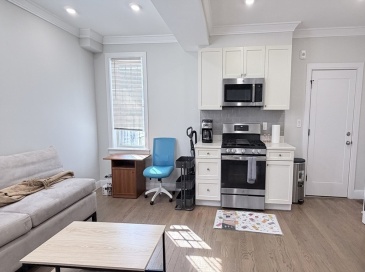 93 George, Boston, Massachusetts, 3 Bedrooms Bedrooms, 4 Rooms Rooms,1 BathroomBathrooms,Residential Lease,For Rent,George,73549510