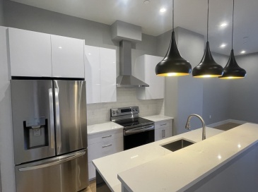 60 Cross St E, Somerville, Massachusetts, 2 Bedrooms Bedrooms, 4 Rooms Rooms,2 BathroomsBathrooms,Residential Lease,For Rent,Cross St E,73549429