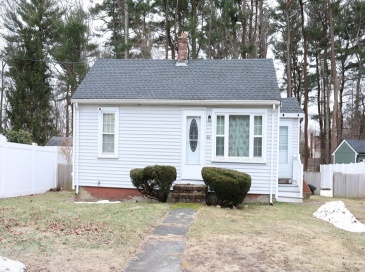 66 Coleman St, Abington, Massachusetts, 3 Bedrooms Bedrooms, 6 Rooms Rooms,2 BathroomsBathrooms,Residential,For Sale,Coleman St,73483397