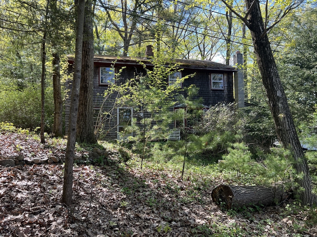 220 Swan Pond Road, North Reading, Massachusetts, 4 Bedrooms Bedrooms, 7 Rooms Rooms,1 BathroomBathrooms,Residential,For Sale,Swan Pond Road,73245260