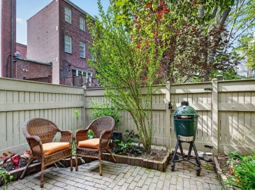 3 Pleasant Street Court, Boston, Massachusetts, 3 Bedrooms Bedrooms, 6 Rooms Rooms,1 BathroomBathrooms,Residential,For Sale,Pleasant Street Court,73529662 3 Pleasant Street Court, Boston, Massachusetts, 3 Bedrooms Bedrooms, 6 Rooms Rooms,1 BathroomBathrooms,Residential,For Sale,Pleasant Street Court,73529662