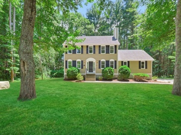 45 Baron Rd, Franklin, Massachusetts, 4 Bedrooms Bedrooms, 8 Rooms Rooms,2.5 BathroomsBathrooms,Residential,For Sale,Baron Rd,73534965