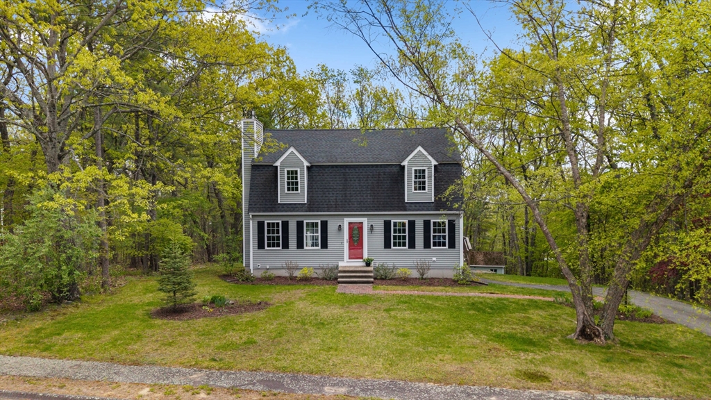 1 Magnolia Drive, Ayer, Massachusetts, 3 Bedrooms Bedrooms, 7 Rooms Rooms,1.5 BathroomsBathrooms,Residential,For Sale,Magnolia Drive,73519040
