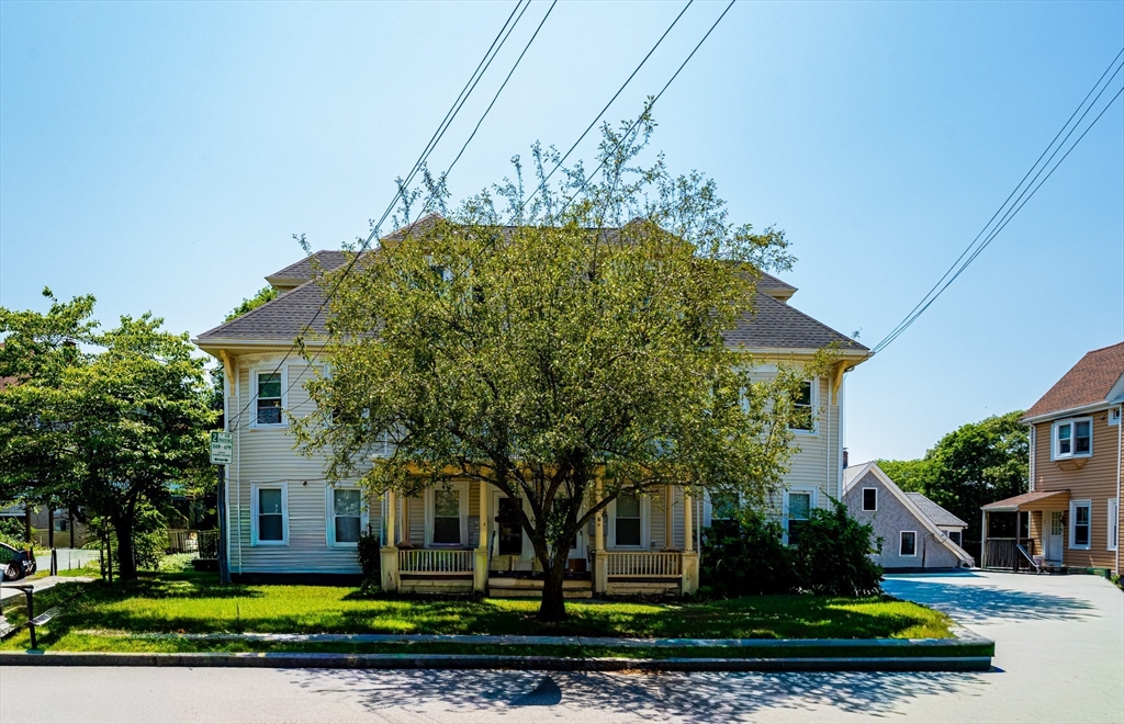 43 Winthrop, Quincy, Massachusetts, 1 Bedroom Bedrooms, 3 Rooms Rooms,1 BathroomBathrooms,Residential Lease,For Rent,Winthrop,73549606