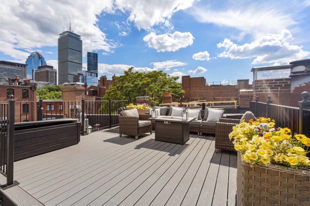 230 Marlborough, Boston, Massachusetts, 2 Bedrooms Bedrooms, 5 Rooms Rooms,2 BathroomsBathrooms,Residential Lease,For Rent,Marlborough,73549635