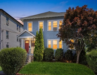 21-23 Averton St, Boston, Massachusetts, 4 Bedrooms Bedrooms, 12 Rooms Rooms,3 BathroomsBathrooms,Residential Income,For Sale,Averton St,73549596
