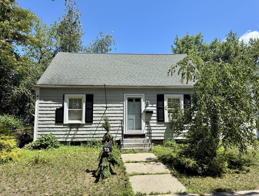 73 Prentice St, Springfield, Massachusetts, 3 Bedrooms Bedrooms, 6 Rooms Rooms,1 BathroomBathrooms,Residential,For Sale,Prentice St,73549745