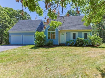 12 S Sandwich Rd, Sandwich, Massachusetts, 3 Bedrooms Bedrooms, 5 Rooms Rooms,2 BathroomsBathrooms,Residential,For Sale,S Sandwich Rd,73549567