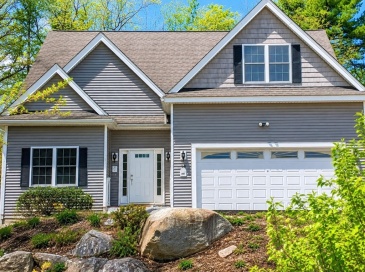 30 Steinbeck Street, Tyngsborough, Massachusetts, 1 Bedroom Bedrooms, 5 Rooms Rooms,1.5 BathroomsBathrooms,Residential,For Sale,Steinbeck Street,73549574