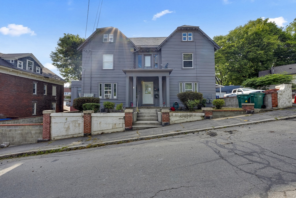 18 Mount Vernon St, Fitchburg, Massachusetts, 12 Bedrooms Bedrooms, 19 Rooms Rooms,5 BathroomsBathrooms,Residential Income,For Sale,Mount Vernon St,73549659