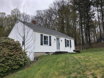 132 Main St, Rutland, Massachusetts, 3 Bedrooms Bedrooms, 6 Rooms Rooms,2 BathroomsBathrooms,Residential,For Sale,Main St,73549647