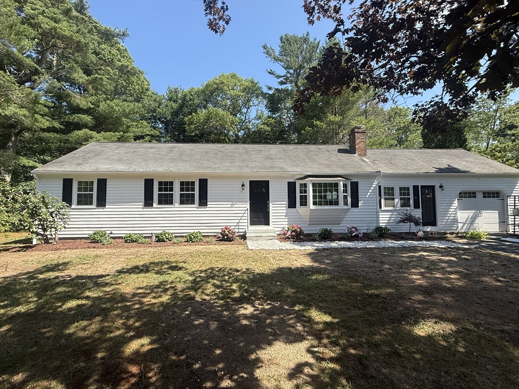 17 Hadrada Lane, Barnstable, Massachusetts, 3 Bedrooms Bedrooms, 6 Rooms Rooms,2 BathroomsBathrooms,Residential,For Sale,Hadrada Lane,73547633