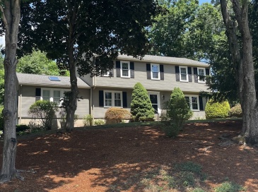 2 Tammie Rd, Hopedale, Massachusetts, 4 Bedrooms Bedrooms, 8 Rooms Rooms,2.5 BathroomsBathrooms,Residential,For Sale,Tammie Rd,73547387