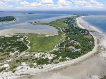 101 Western Point, Plymouth, Massachusetts, 4 Bedrooms Bedrooms, 6 Rooms Rooms,1 BathroomBathrooms,Residential,For Sale,Western Point,73549702