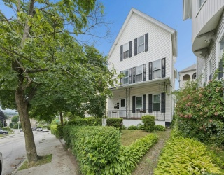 188 Vernon Street, Worcester, Massachusetts, 6 Bedrooms Bedrooms, 14 Rooms Rooms,3 BathroomsBathrooms,Residential Income,For Sale,Vernon Street,73549695