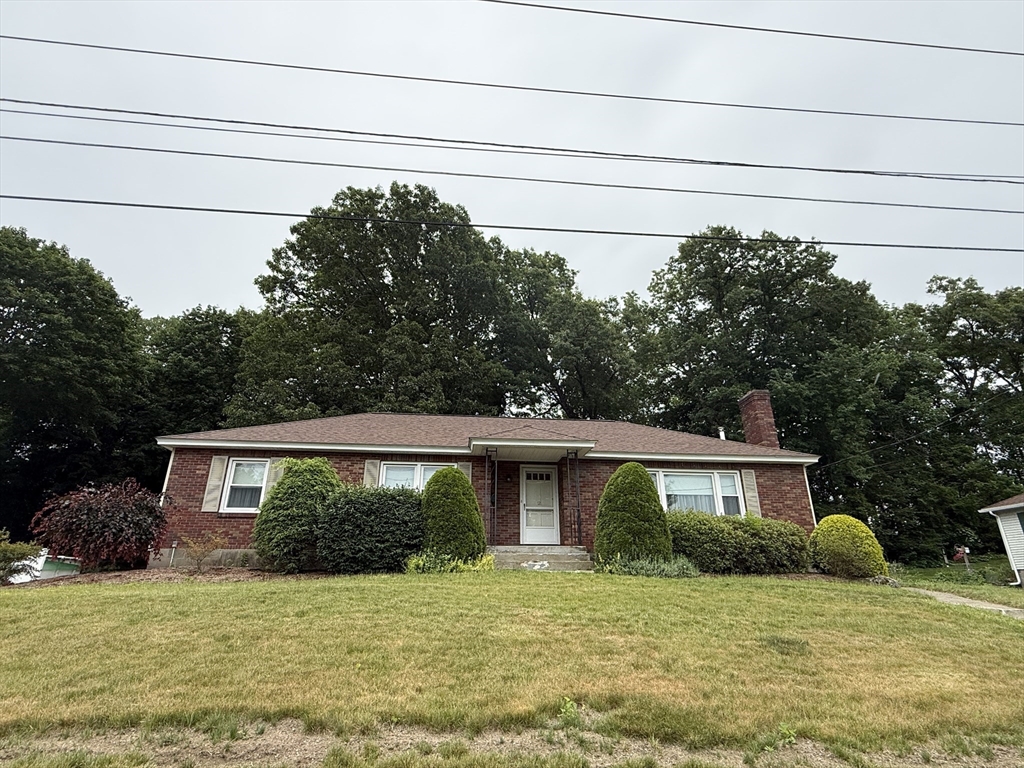 12 Arrowhead Ave, Auburn, Massachusetts, 3 Bedrooms Bedrooms, 7 Rooms Rooms,2 BathroomsBathrooms,Residential,For Sale,Arrowhead Ave,73549837