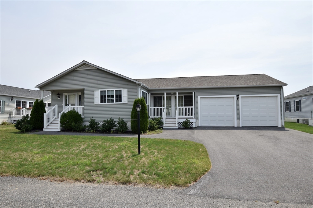 20 Quarry Stone Drive, Bridgewater, Massachusetts, 2 Bedrooms Bedrooms, 6 Rooms Rooms,2 BathroomsBathrooms,Residential,For Sale,Quarry Stone Drive,73549823